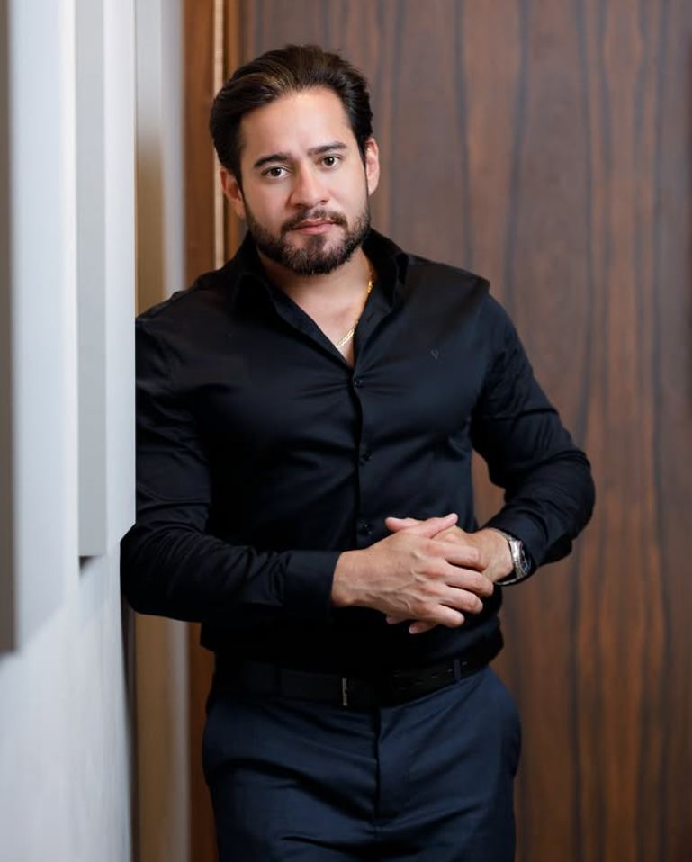 Retrato de Felipe Jr, consultor imobiliário em Manaus